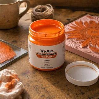 Encre de bloc-tri-Art orange avec tampon tournesol gravé