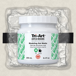 Gel mat Tri-Art pour acrylique dans un pot blanc